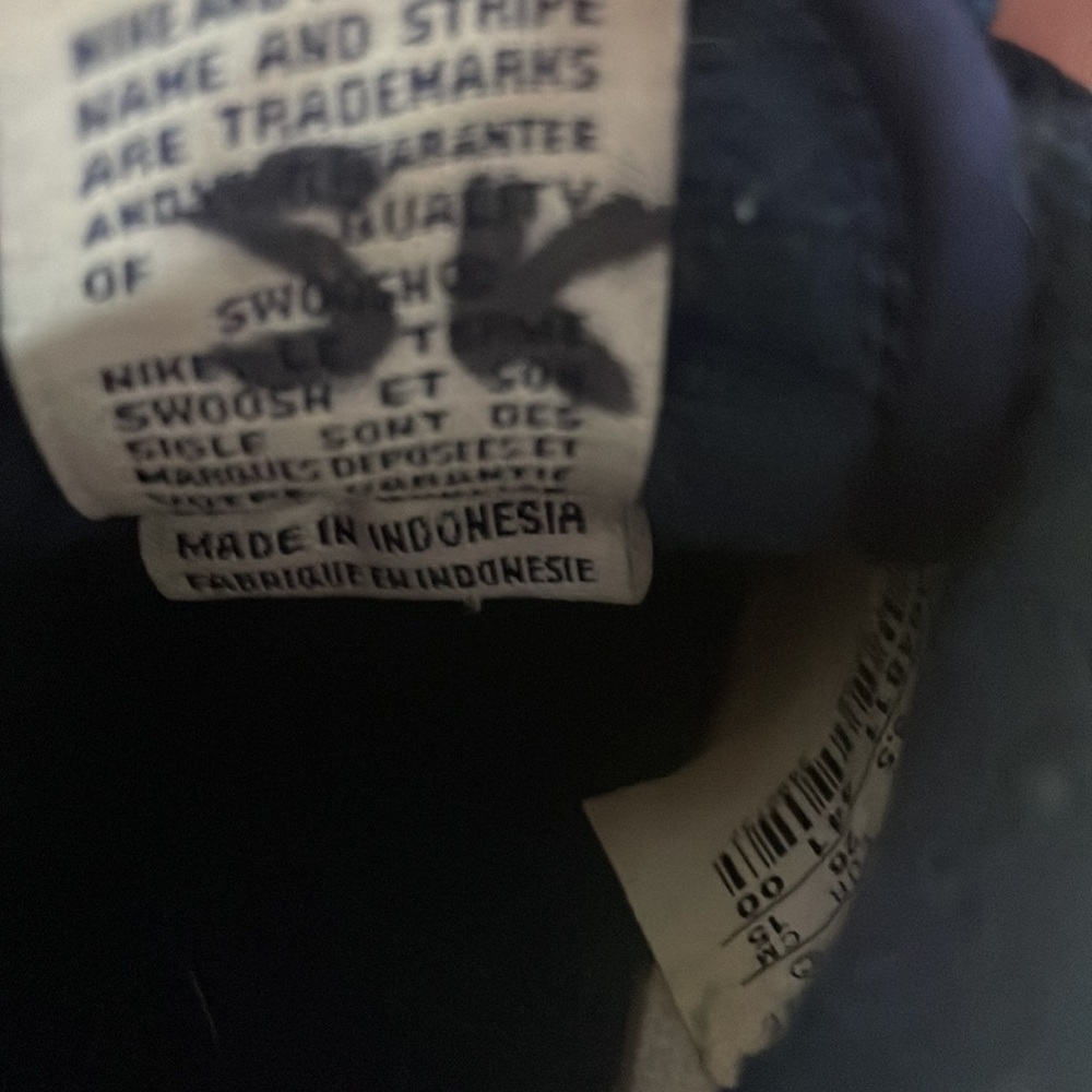 Nike Dunks - Picture 5 of 6